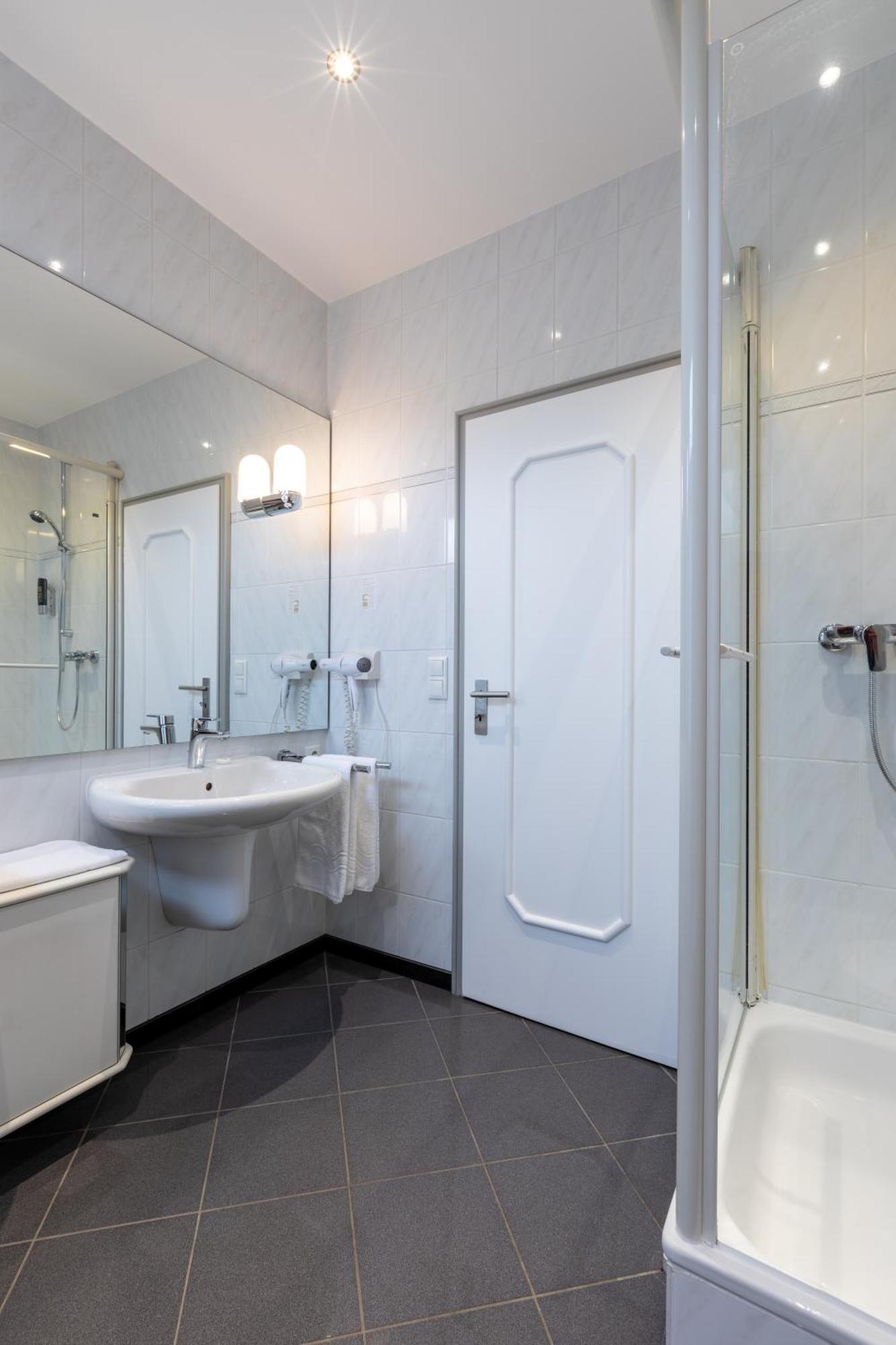 Hotel Wittekindsquelle Bad Oeynhausen Cameră foto